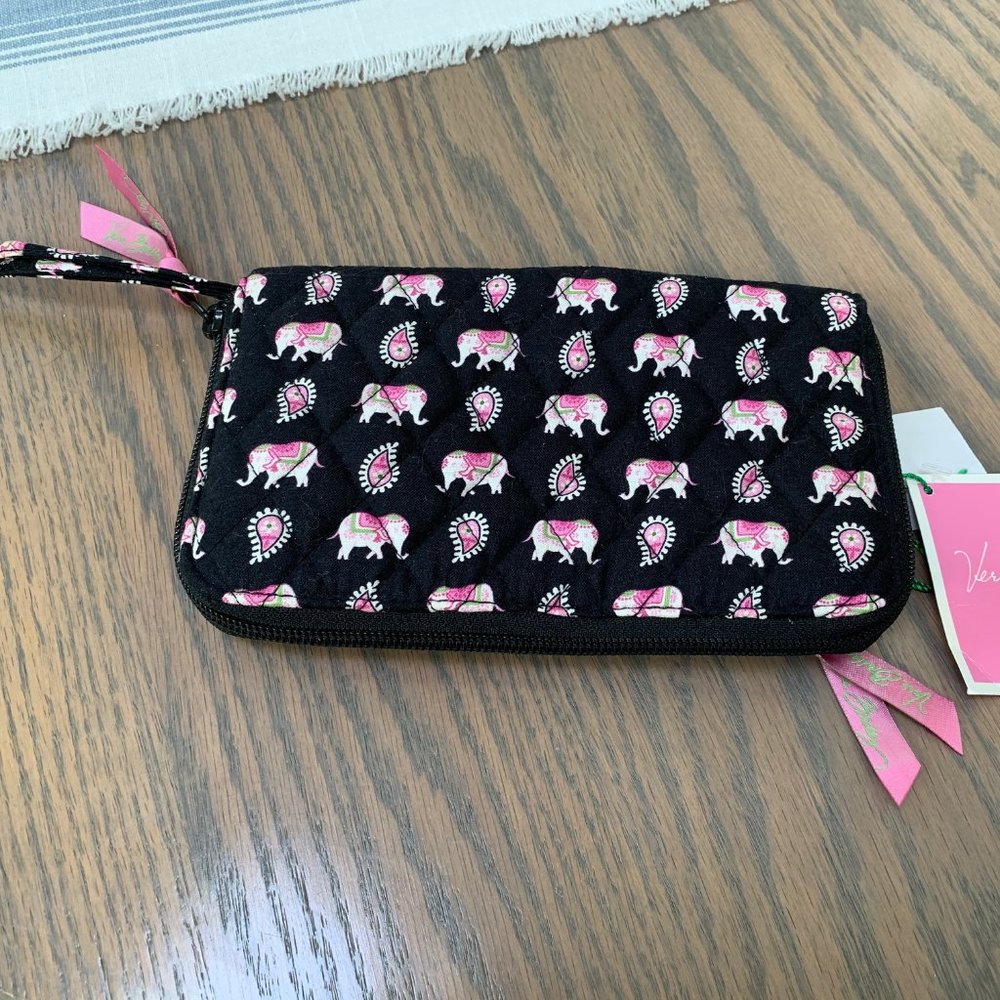 NEW Vera Bradley Zip Up Wallet Wristlet